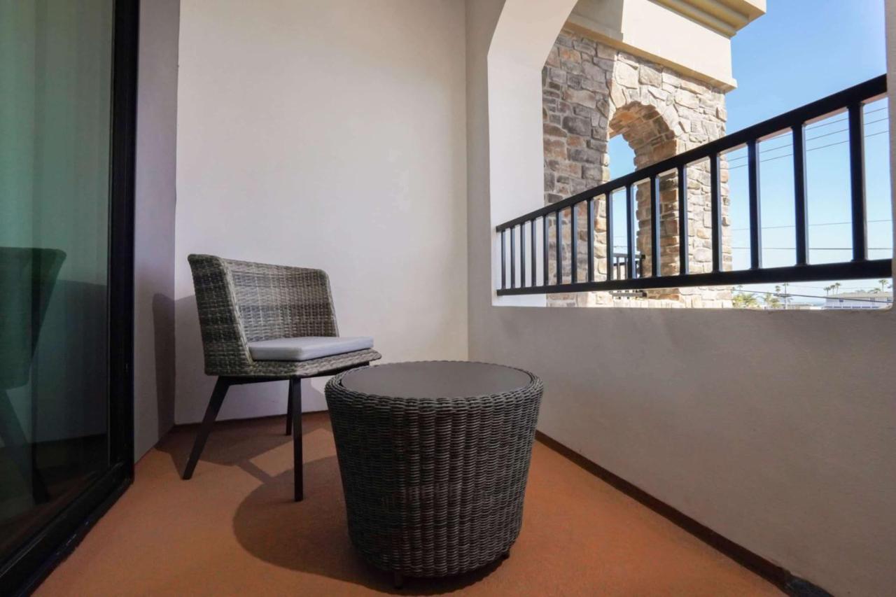 La Quinta Inn & Suites By Wyndham Santa Cruz Eksteriør billede